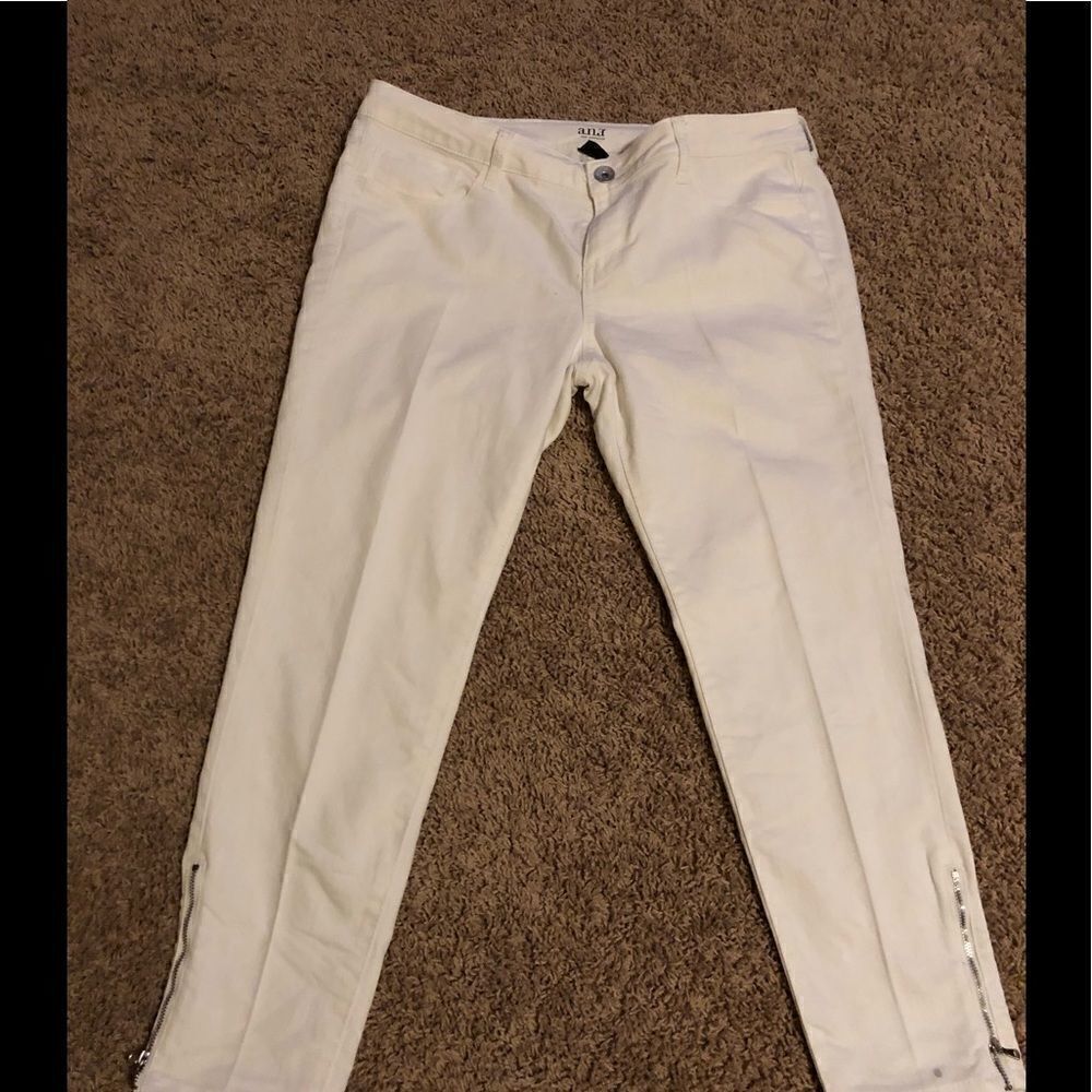 a.n.a white skinny ankle denim sz 14